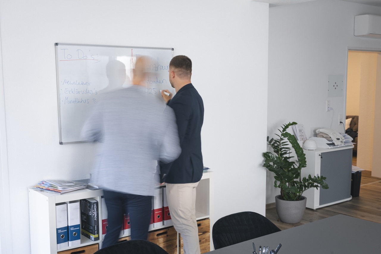 Beratungsgespräch bei Finanzhaus Südbaden